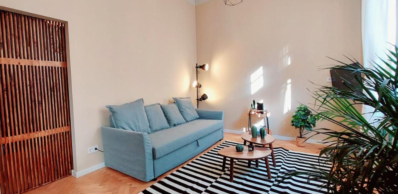 A+ Budapest Downtown Apartments Akacfa Eksteriør bilde